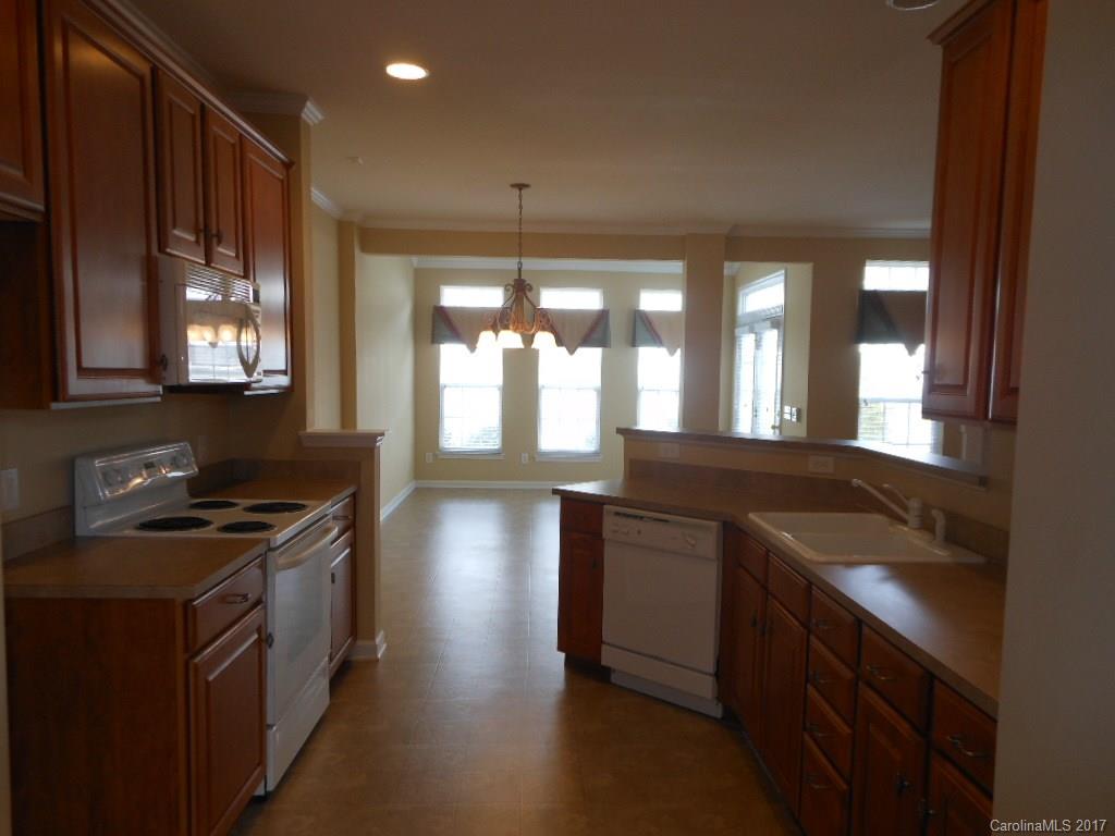 Autumn Cove At Lake Wylie - Residential