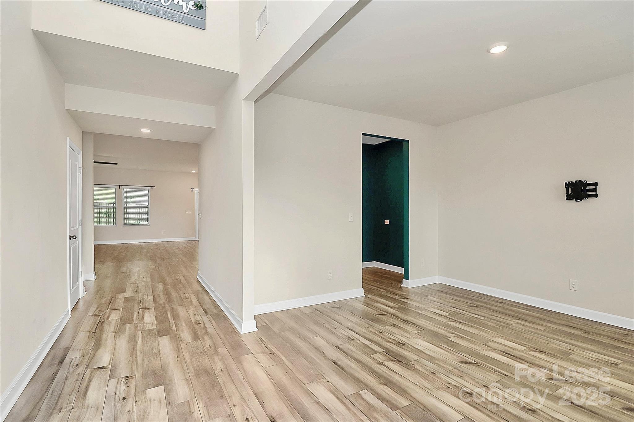 Kellswater Bridge - Residential Lease