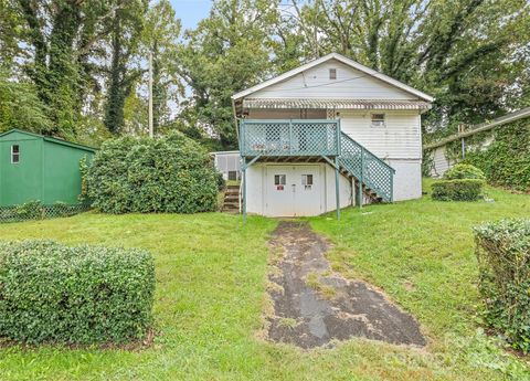 11 Edwards Street Asheville NC 28806