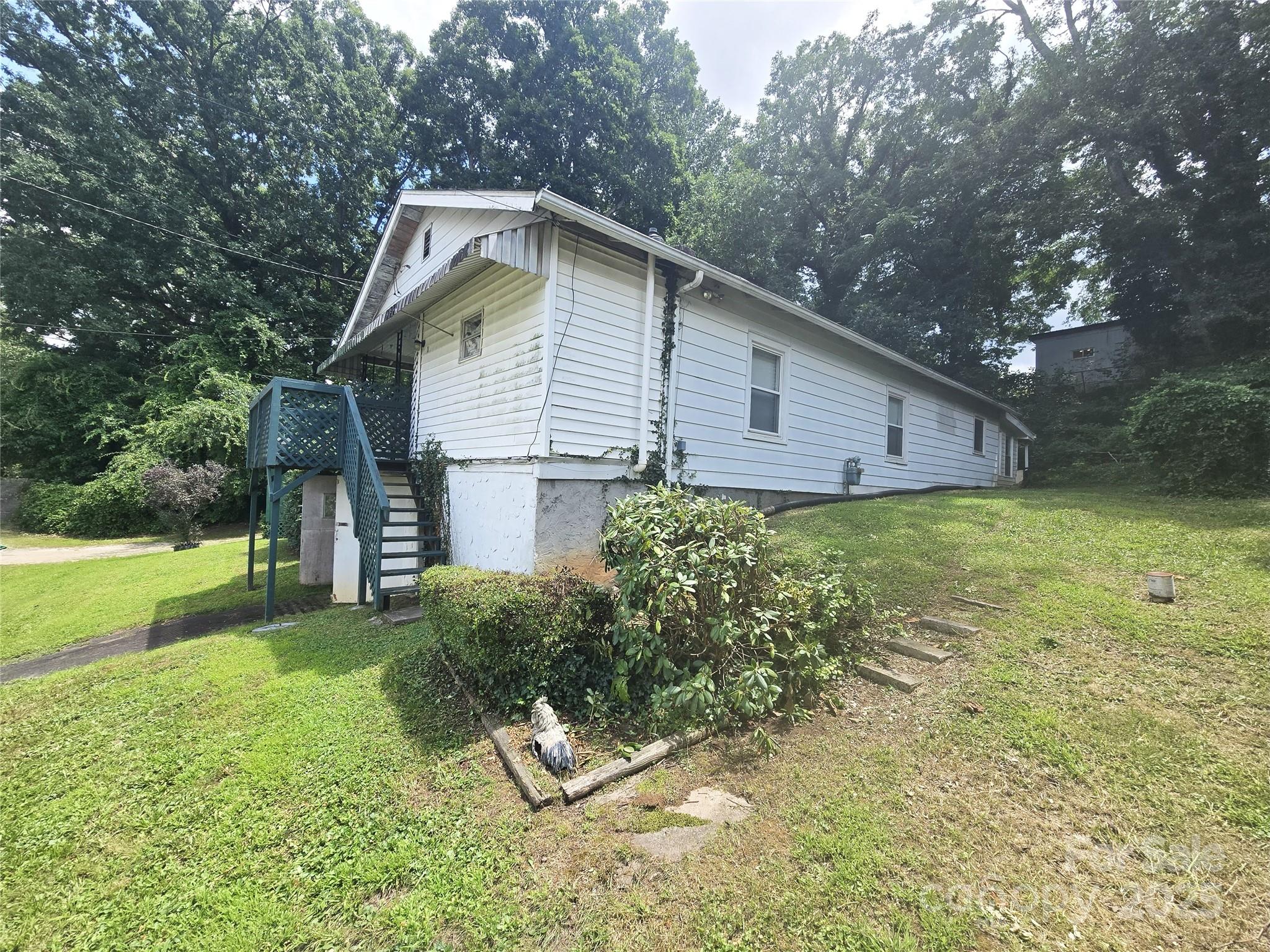 11 Edwards Street