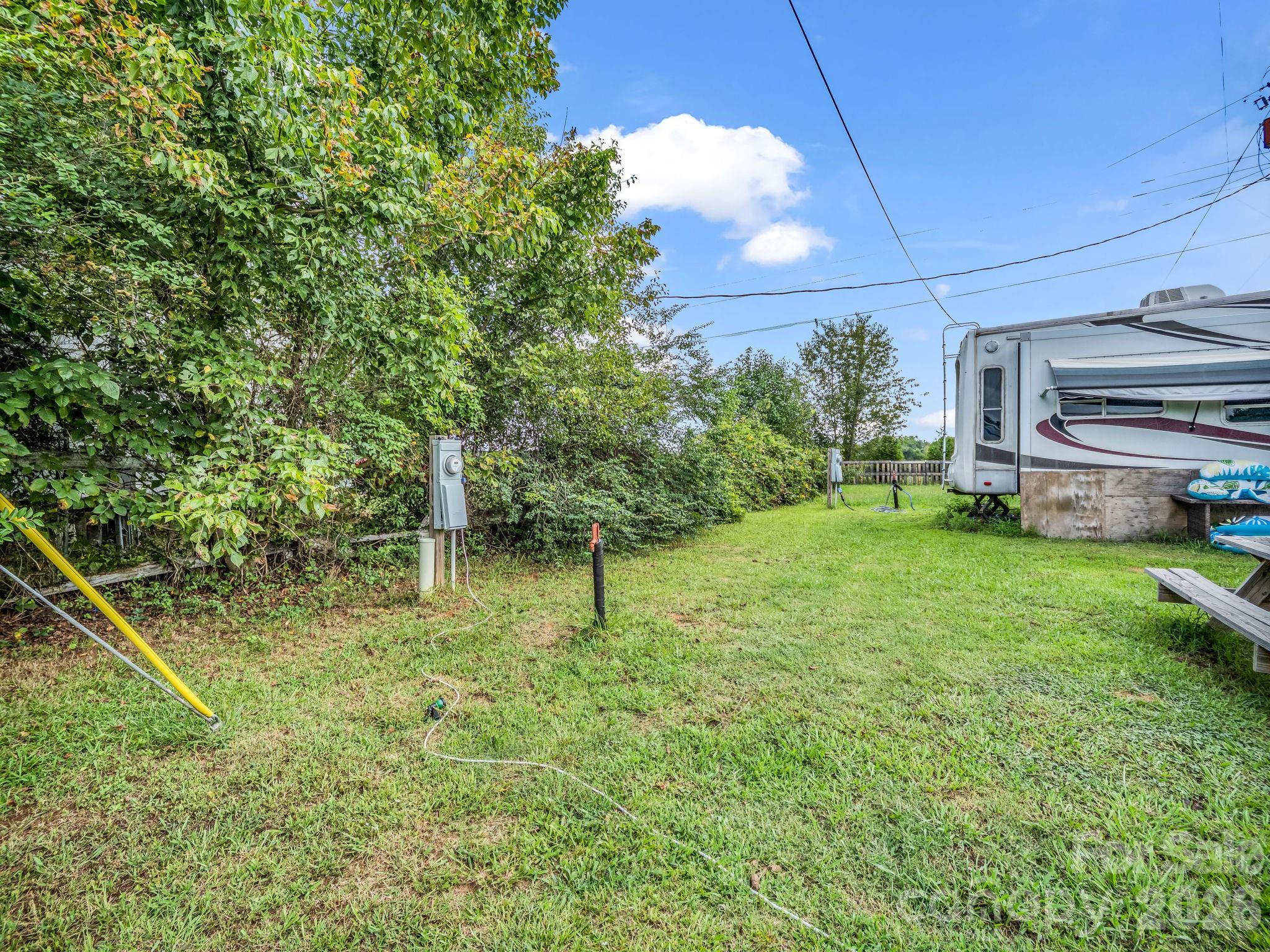 588 Hog Pen Branch Road