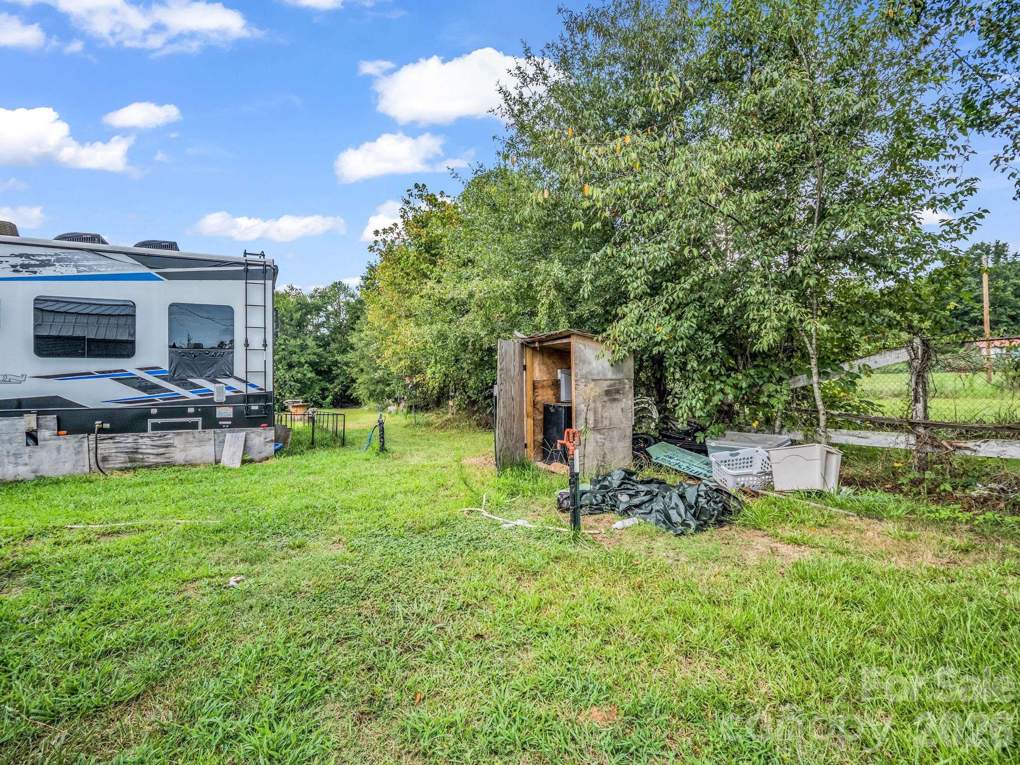 588 Hog Pen Branch Road