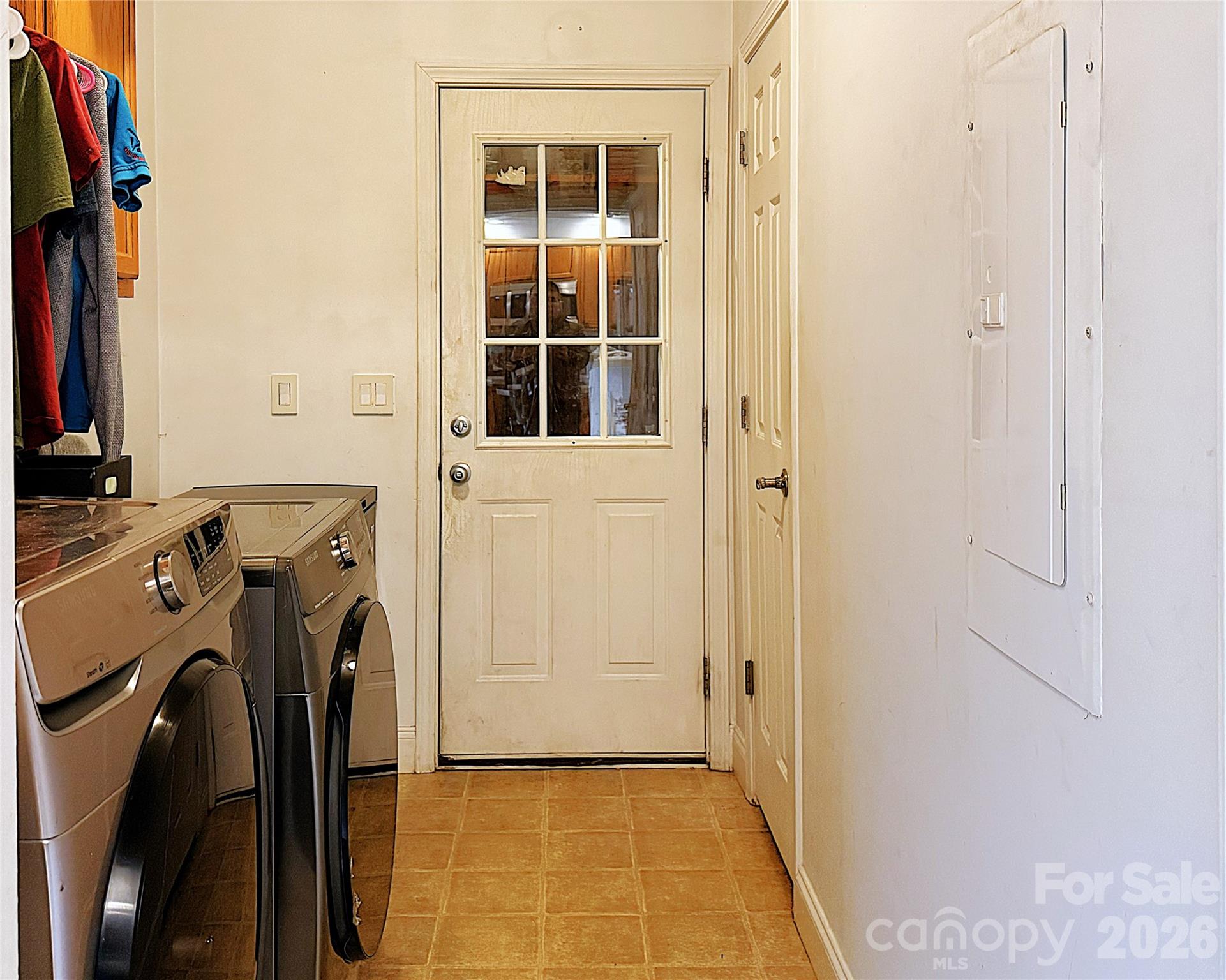 James Estates - Residential