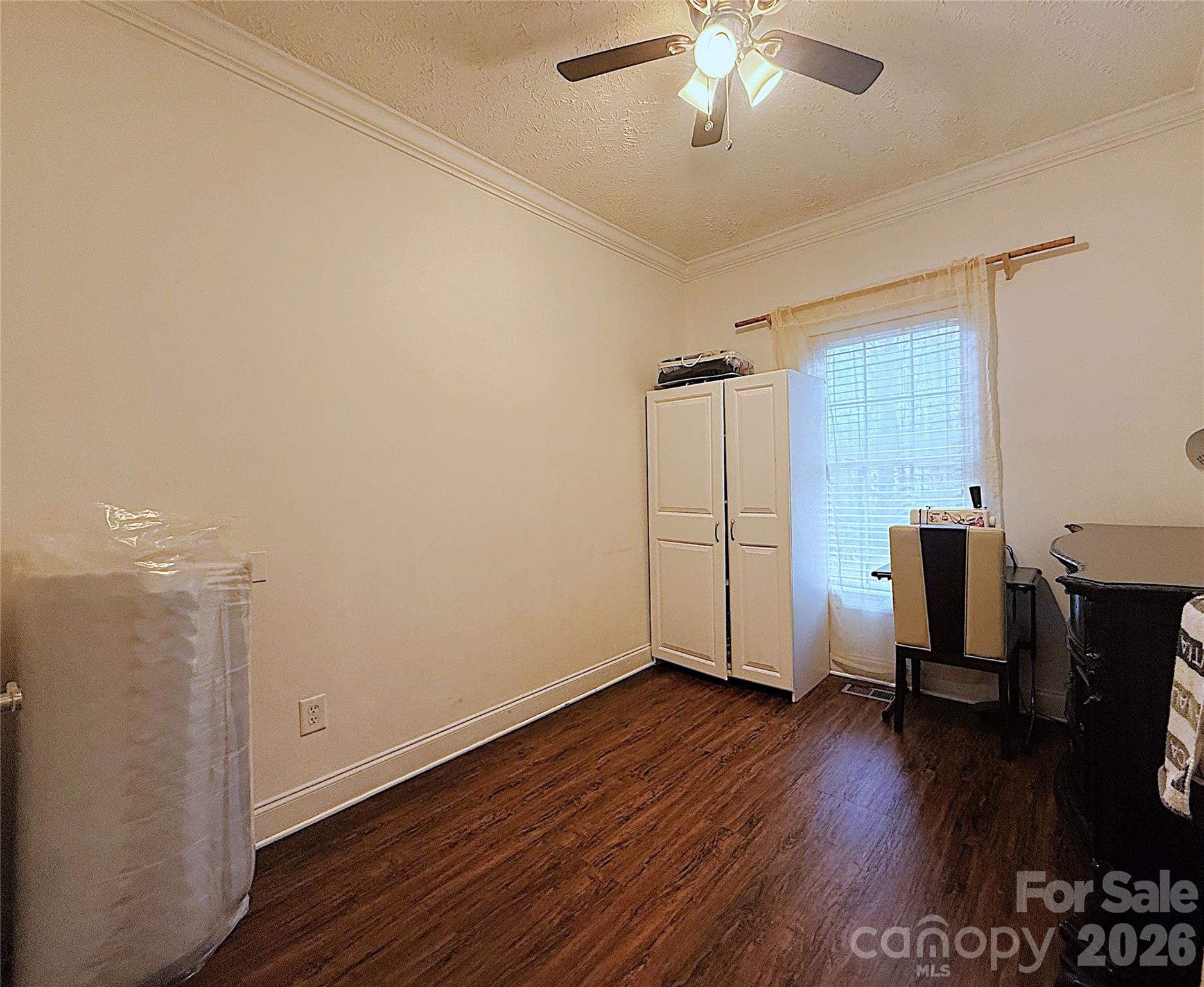 James Estates - Residential