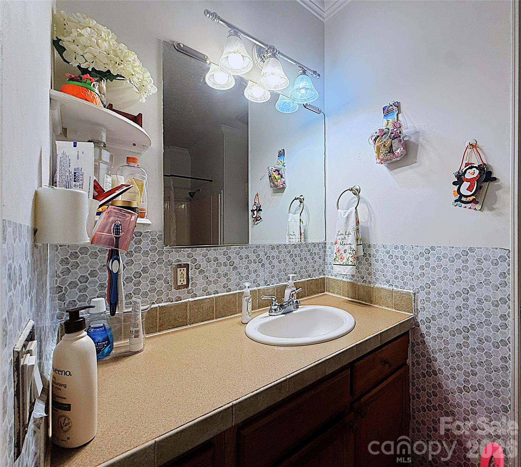 James Estates - Residential