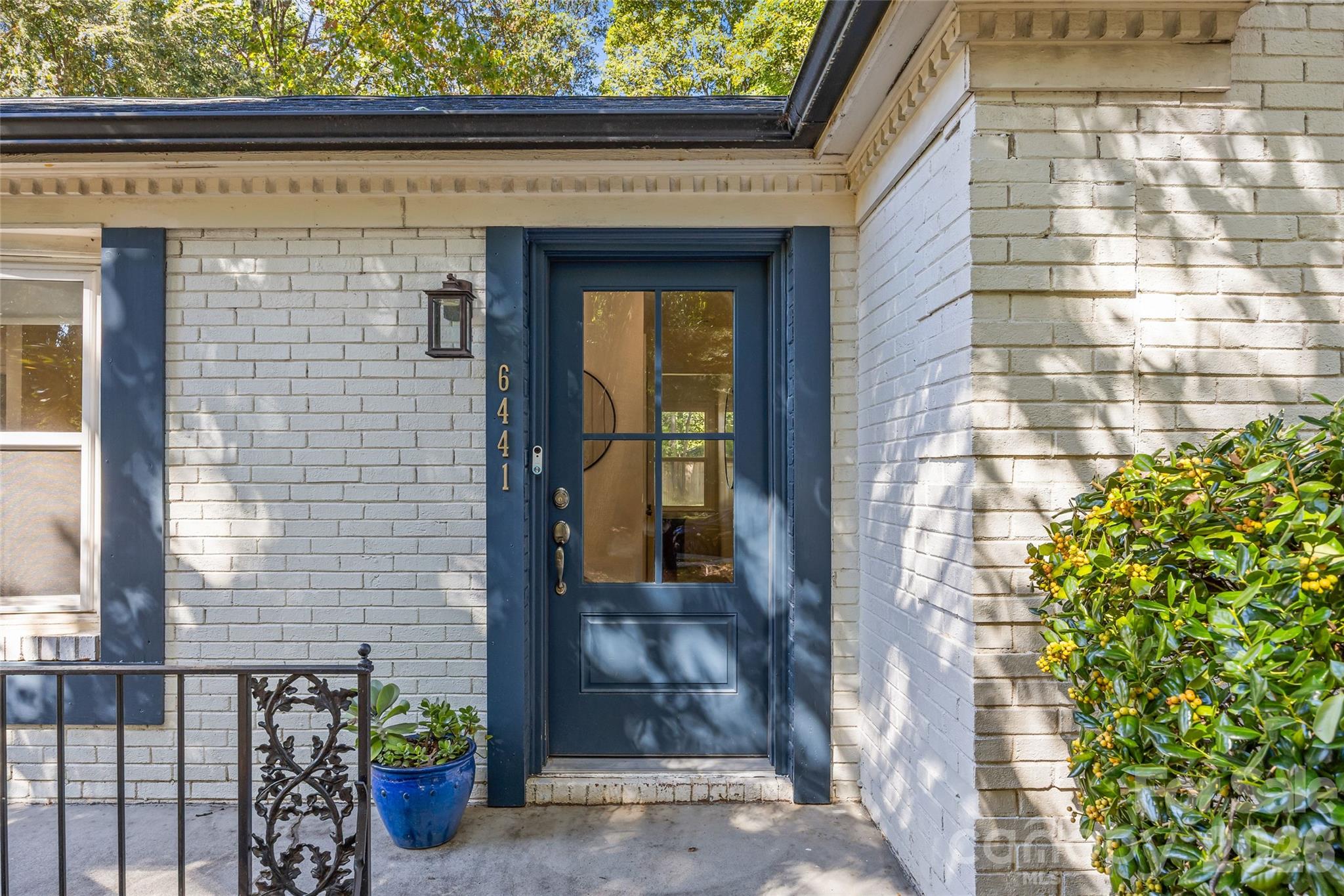 6441 Bridlewood Lane