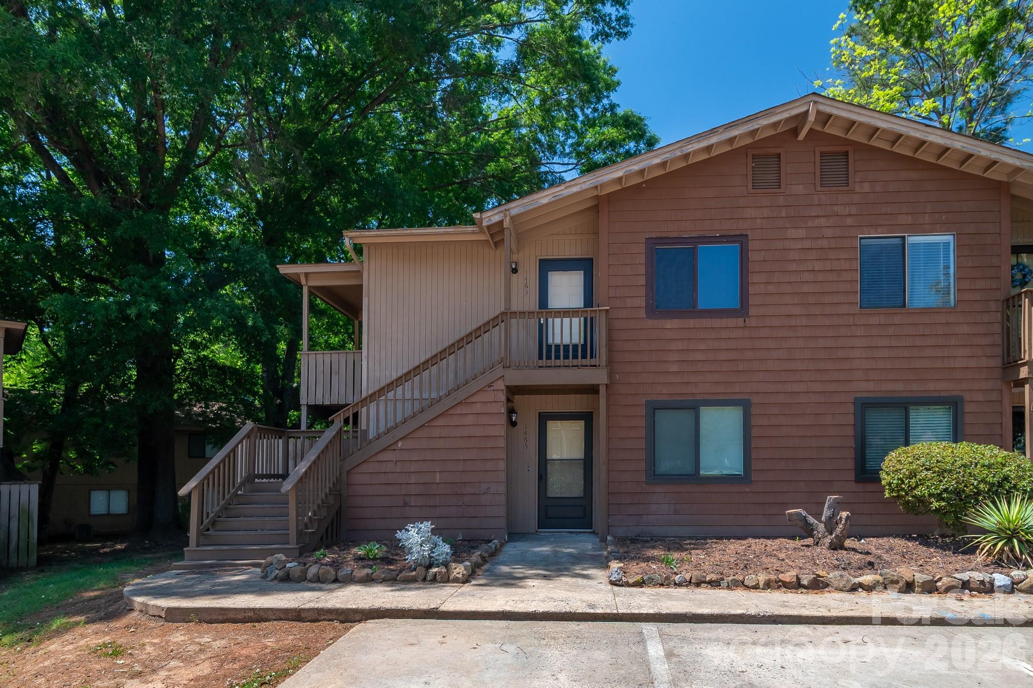 Riverview Villas - Residential