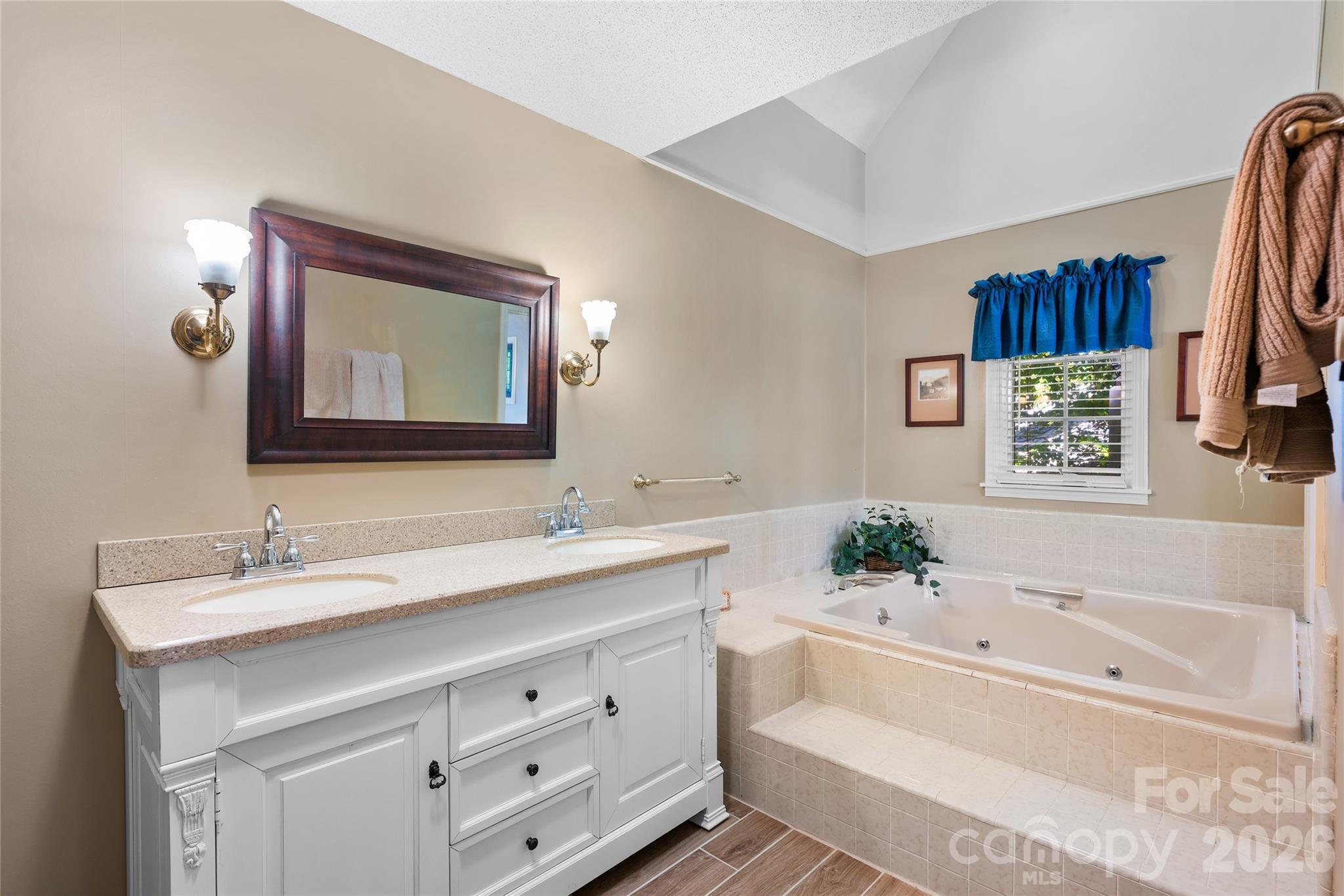 Lake Toxaway Estates - Residential