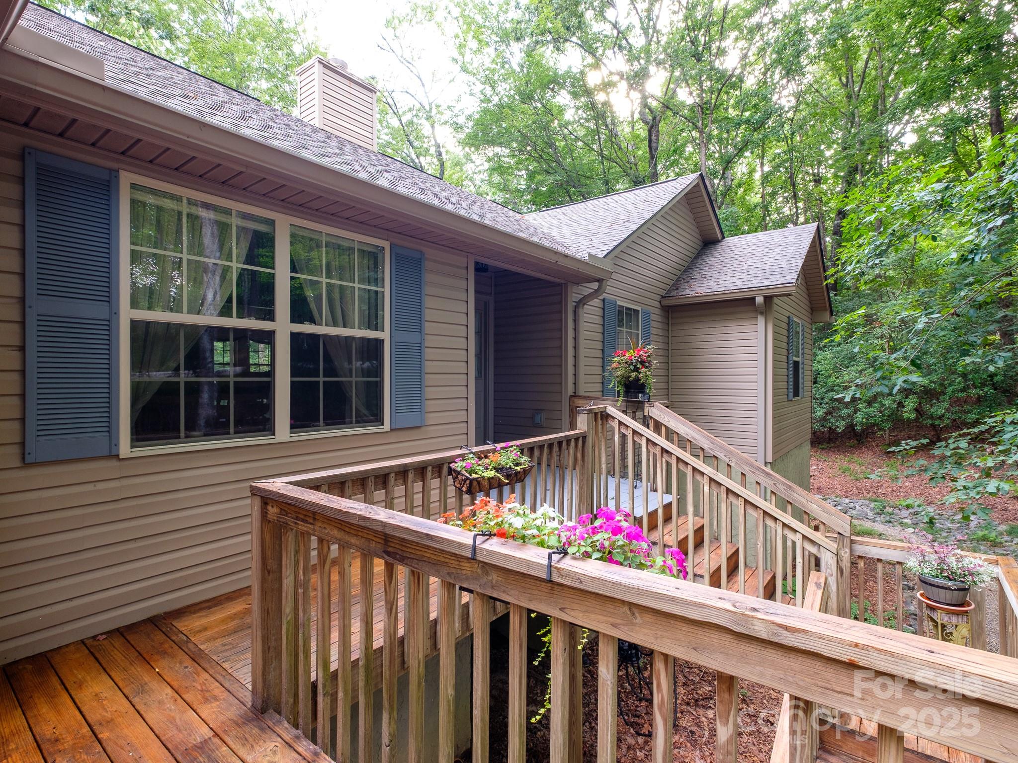 3128 Connestee Trail