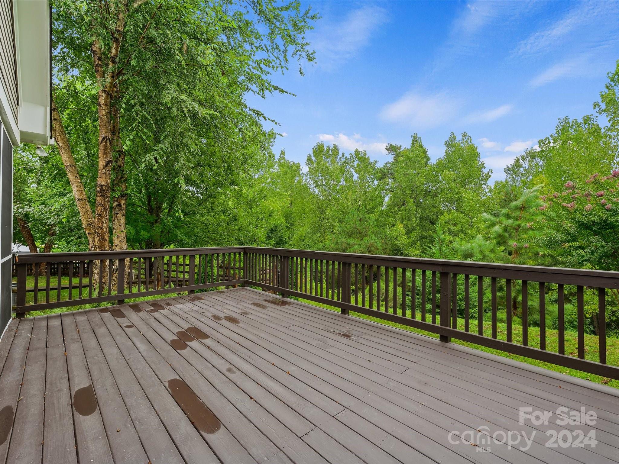 Lake Shore - Residential