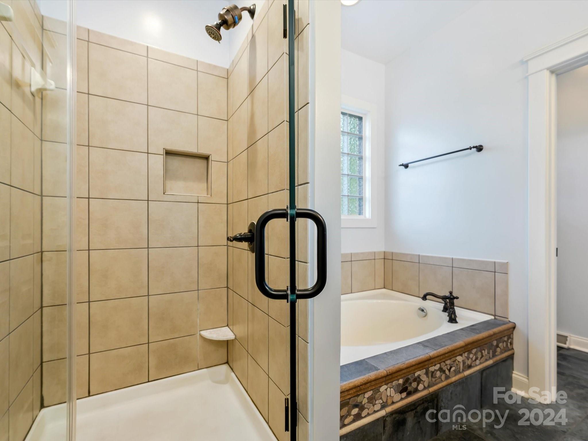 Lake Shore - Residential