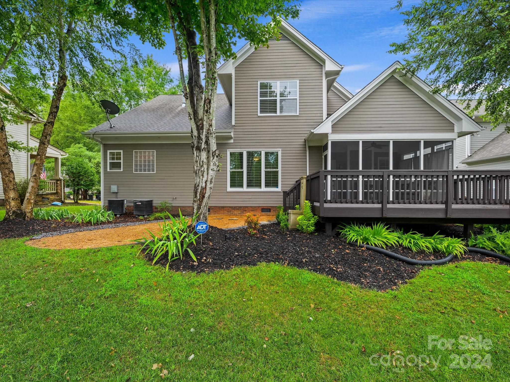 Lake Shore - Residential