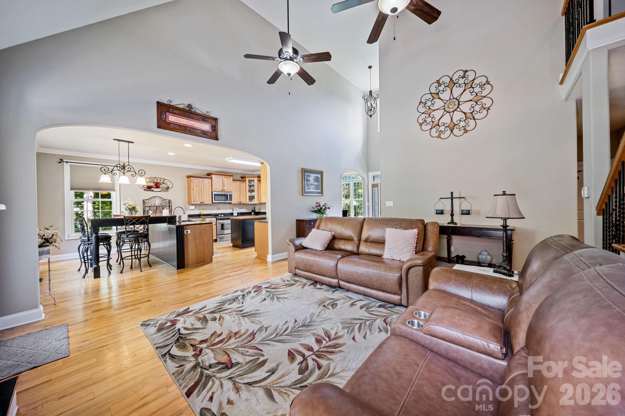 1311 Oak Grove Lane