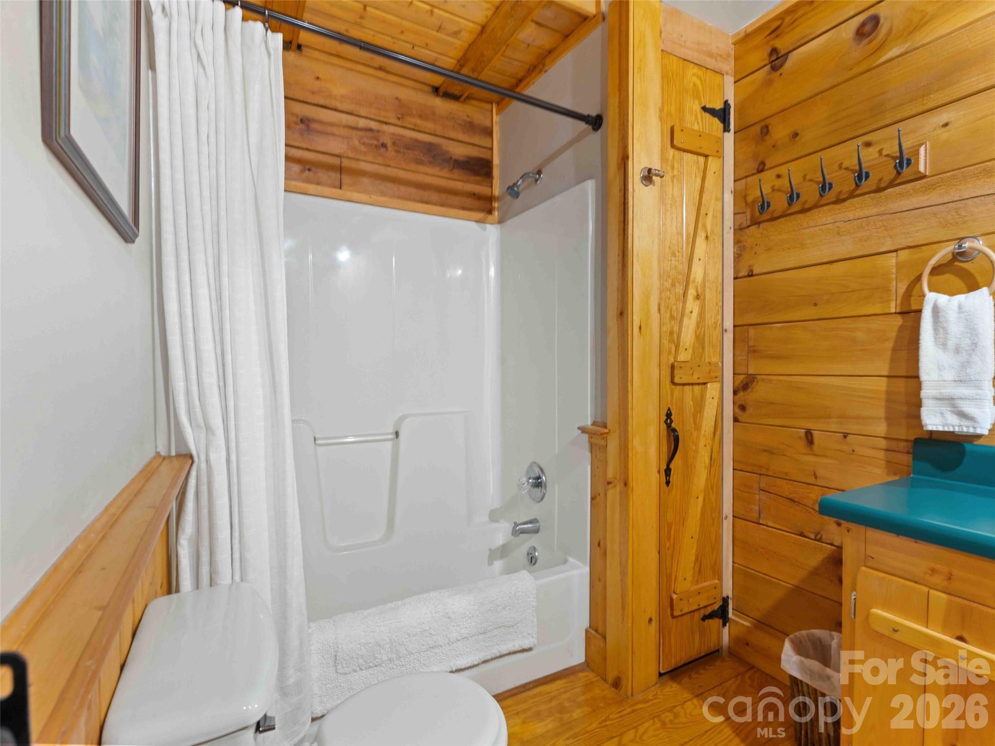 Falls Landing - Residential