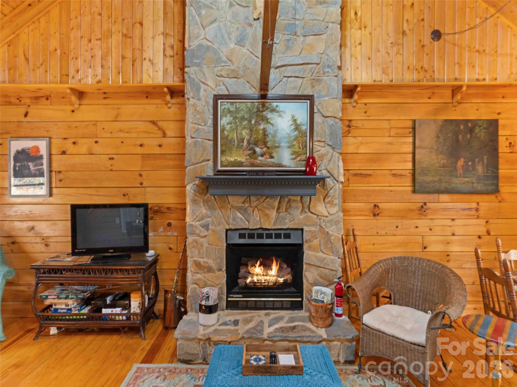 Falls Landing - Residential