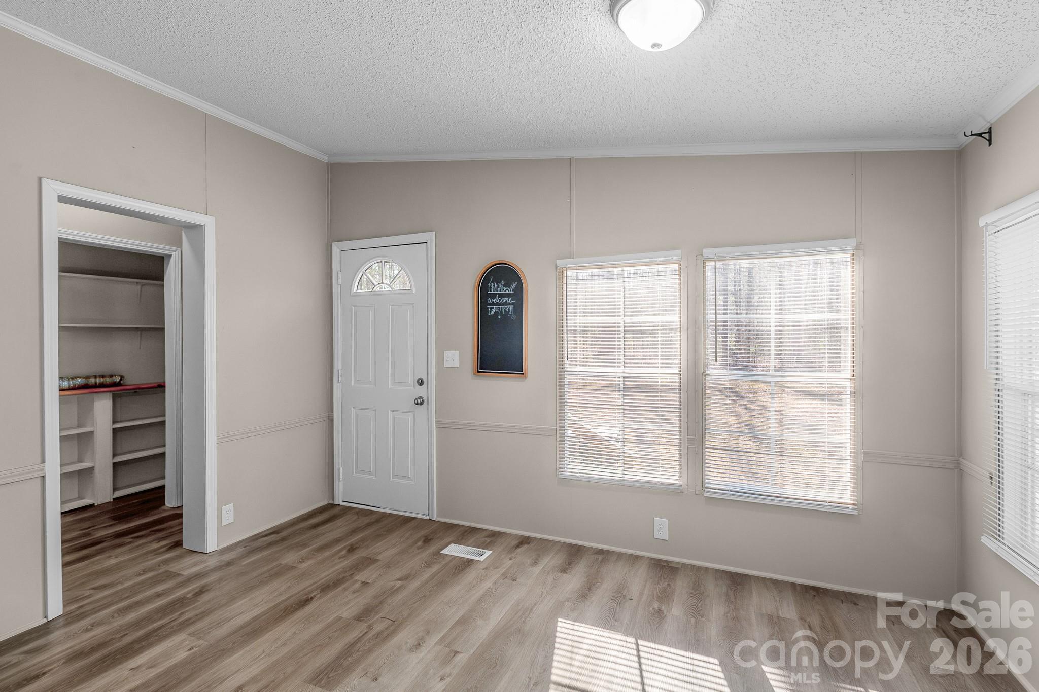 Lincoln Forest - Residential