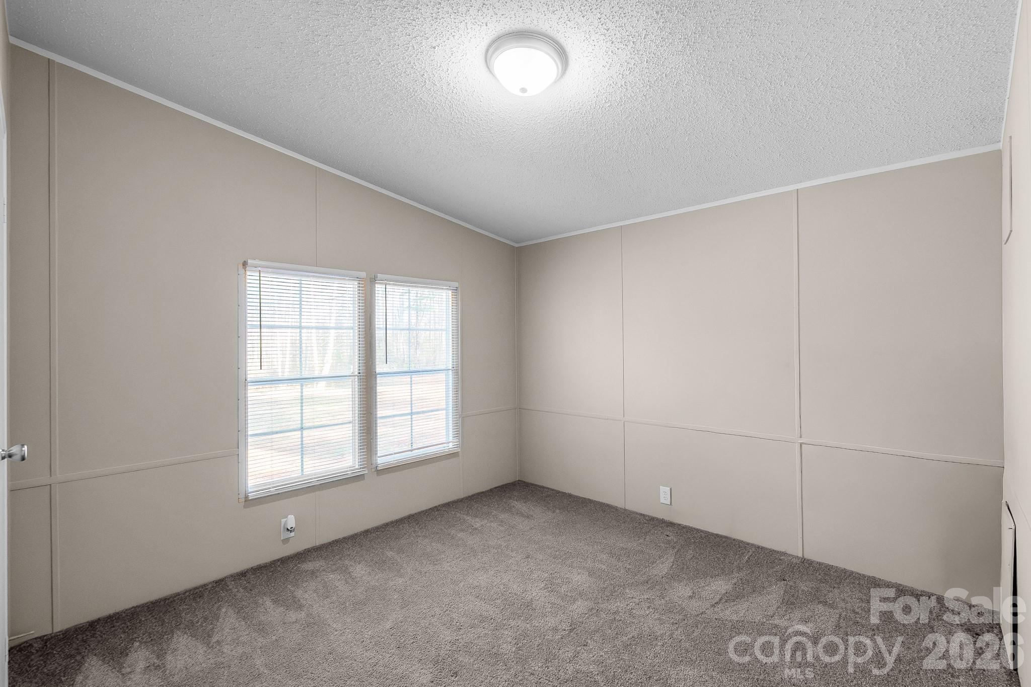 Lincoln Forest - Residential