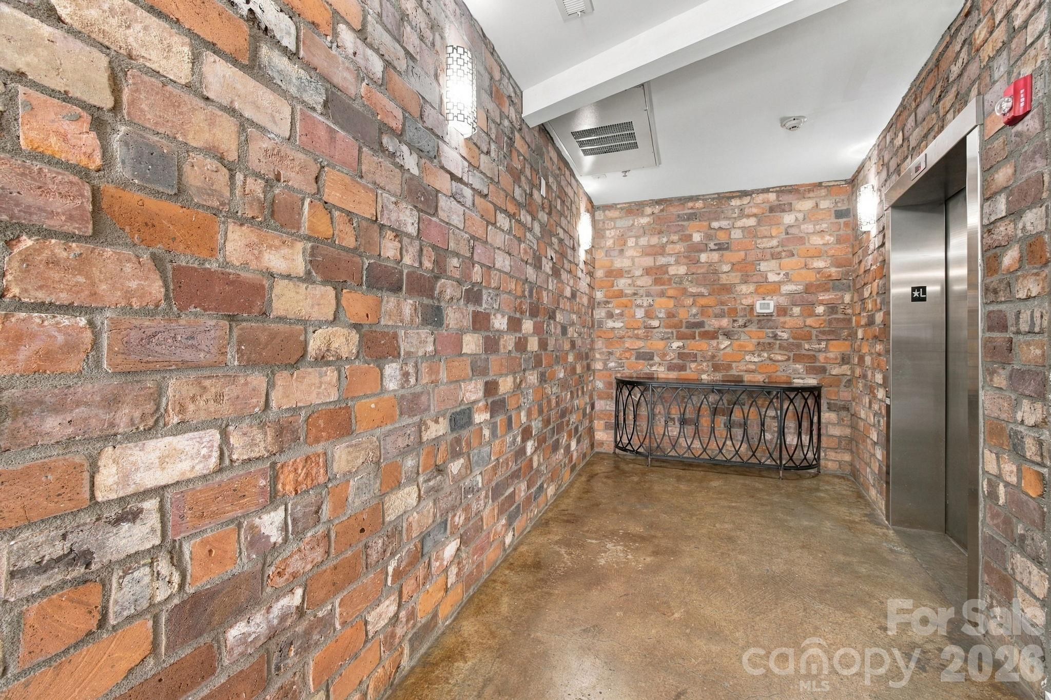 3123 Davidson Street 303