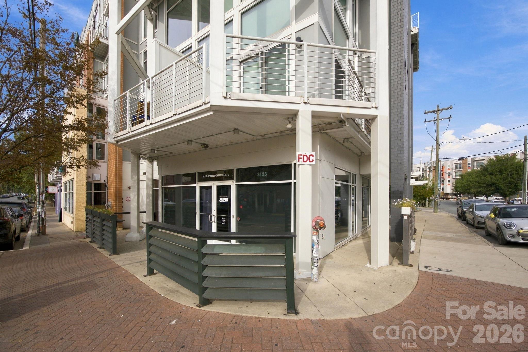 3123 Davidson Street 303