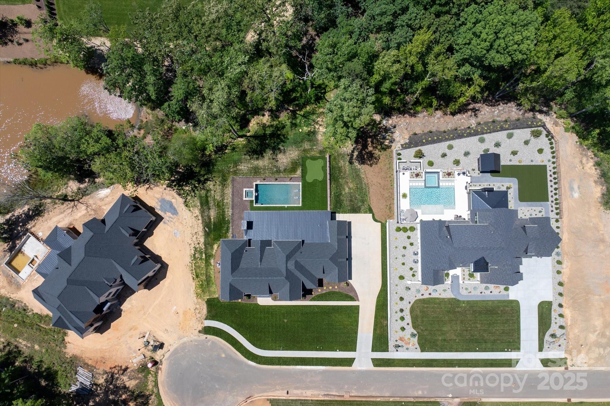 Twin Lakes - Residential