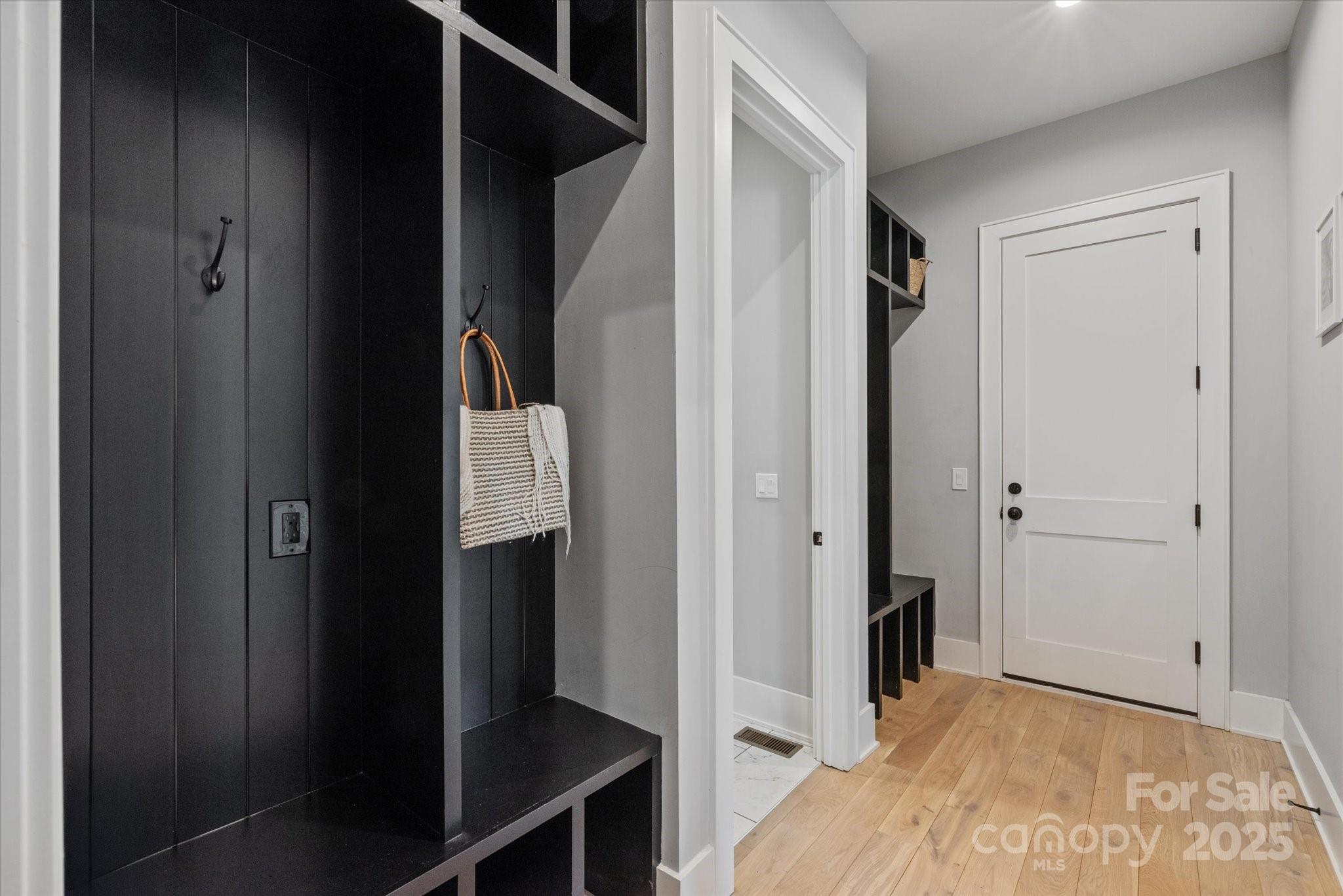 Twin Lakes - Residential