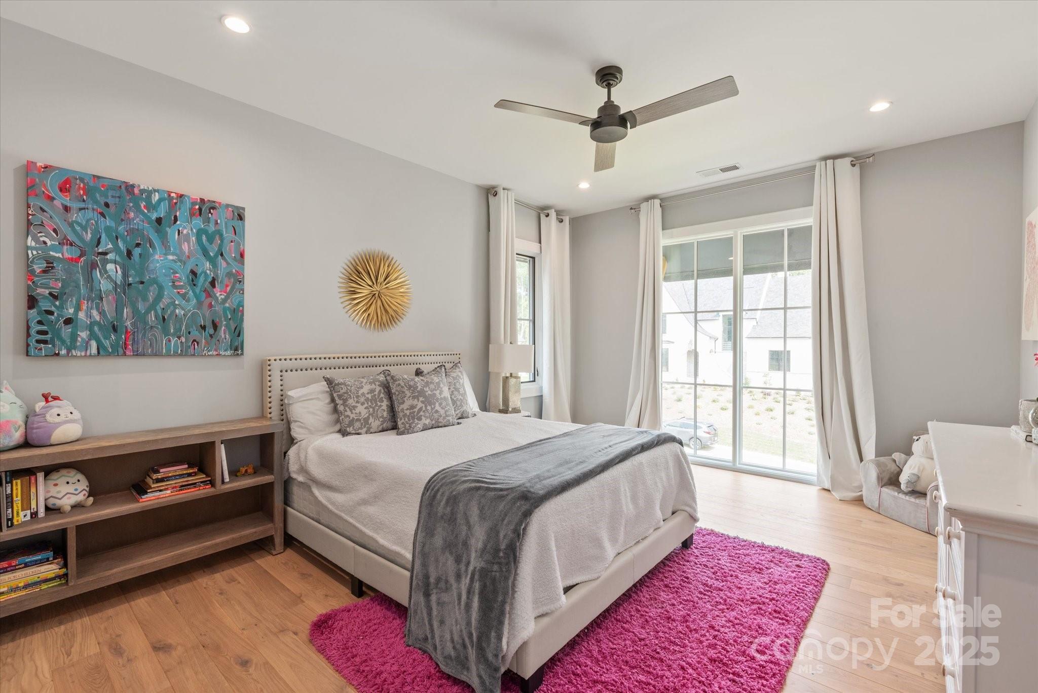 Twin Lakes - Residential