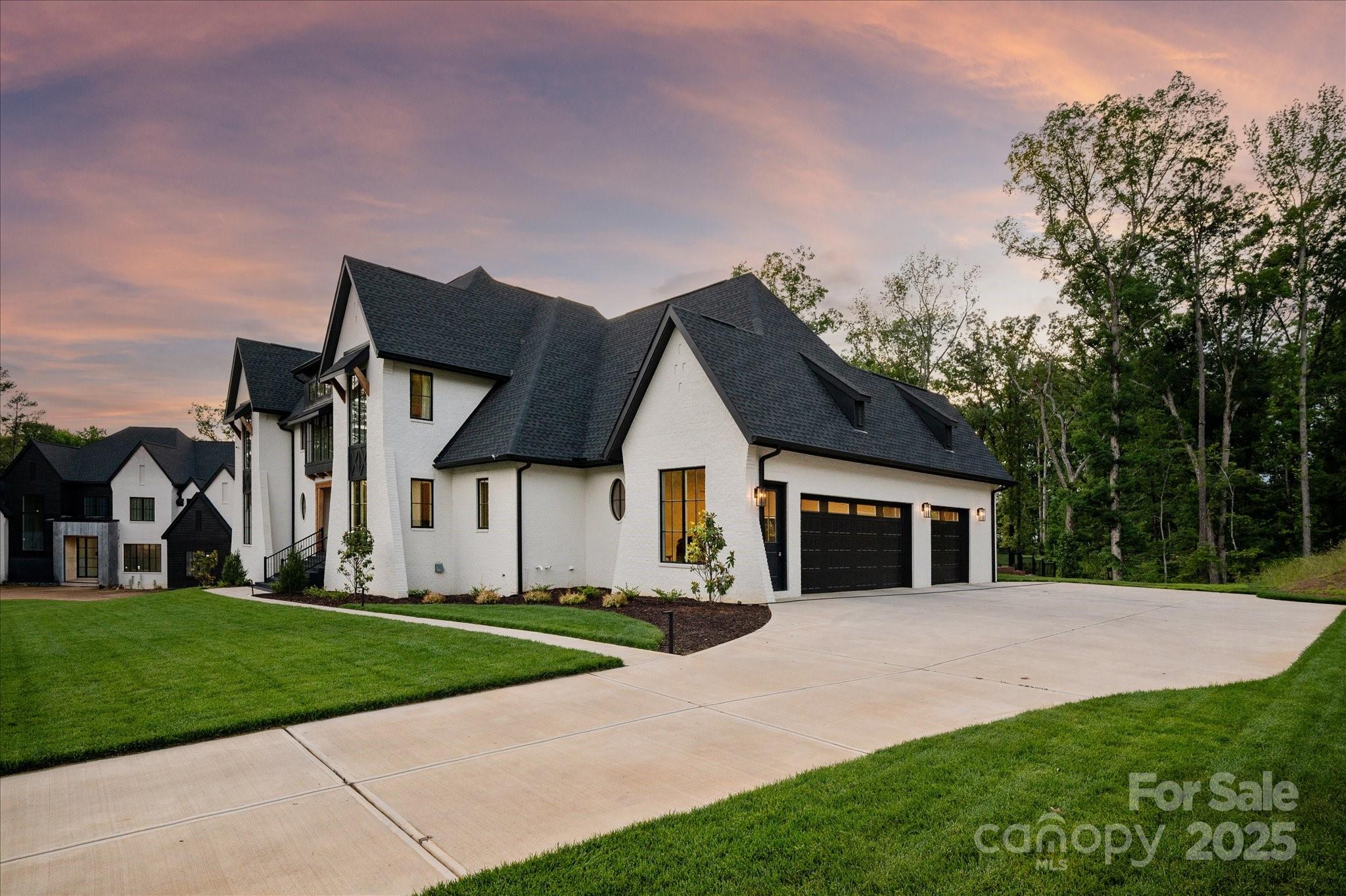 Twin Lakes - Residential