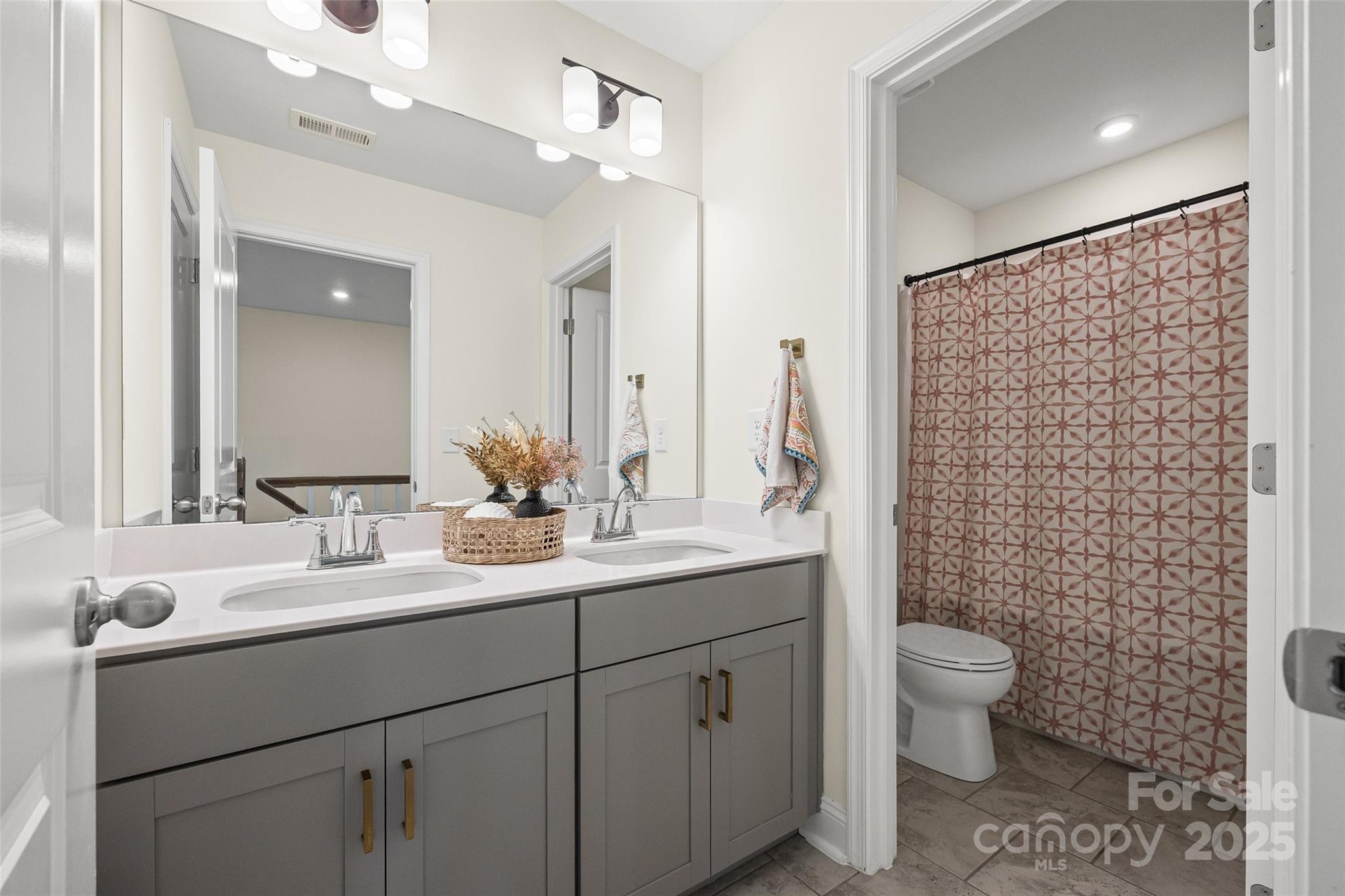 Paddlers Cove - Residential