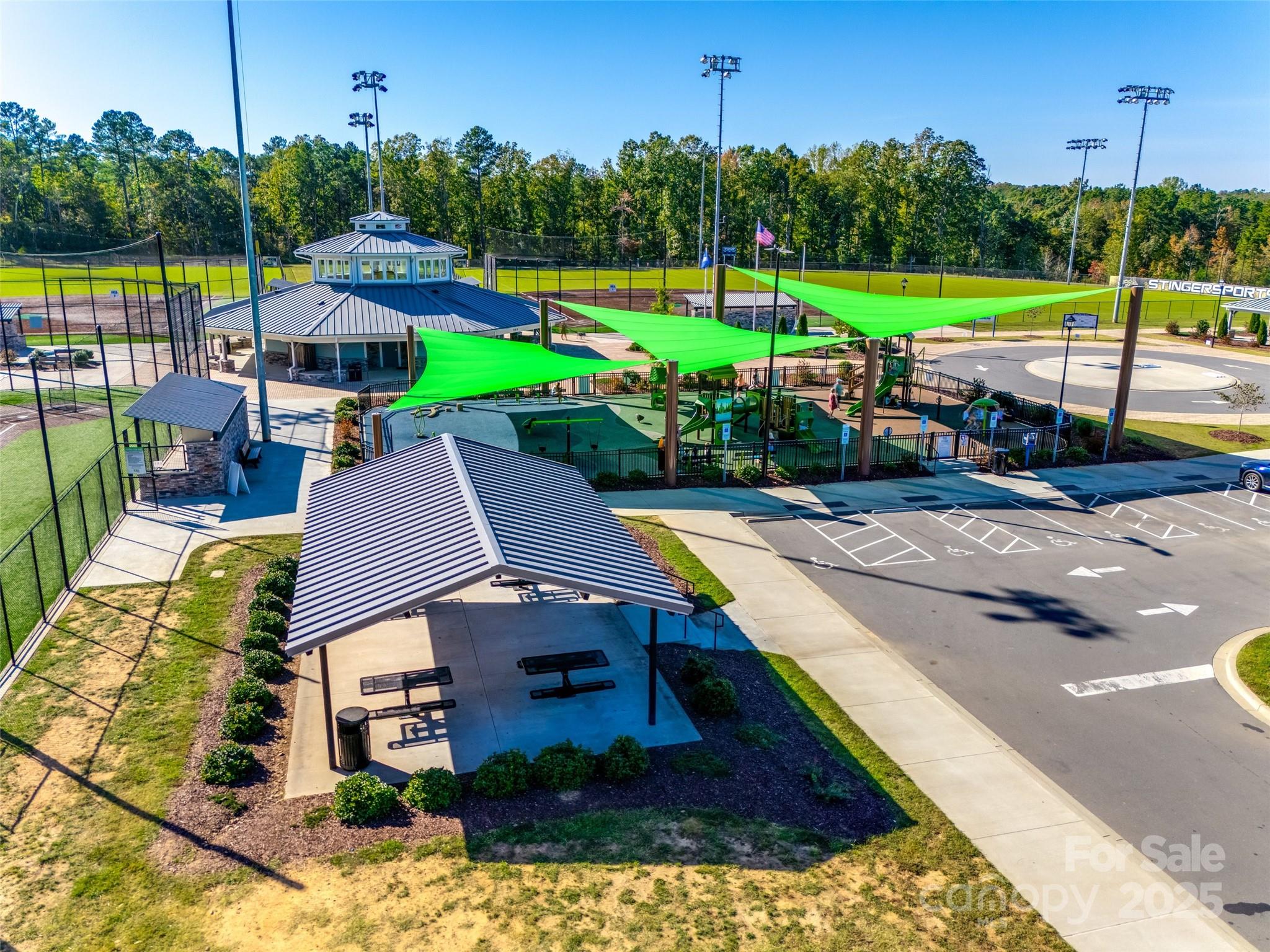 Paddlers Cove - Residential