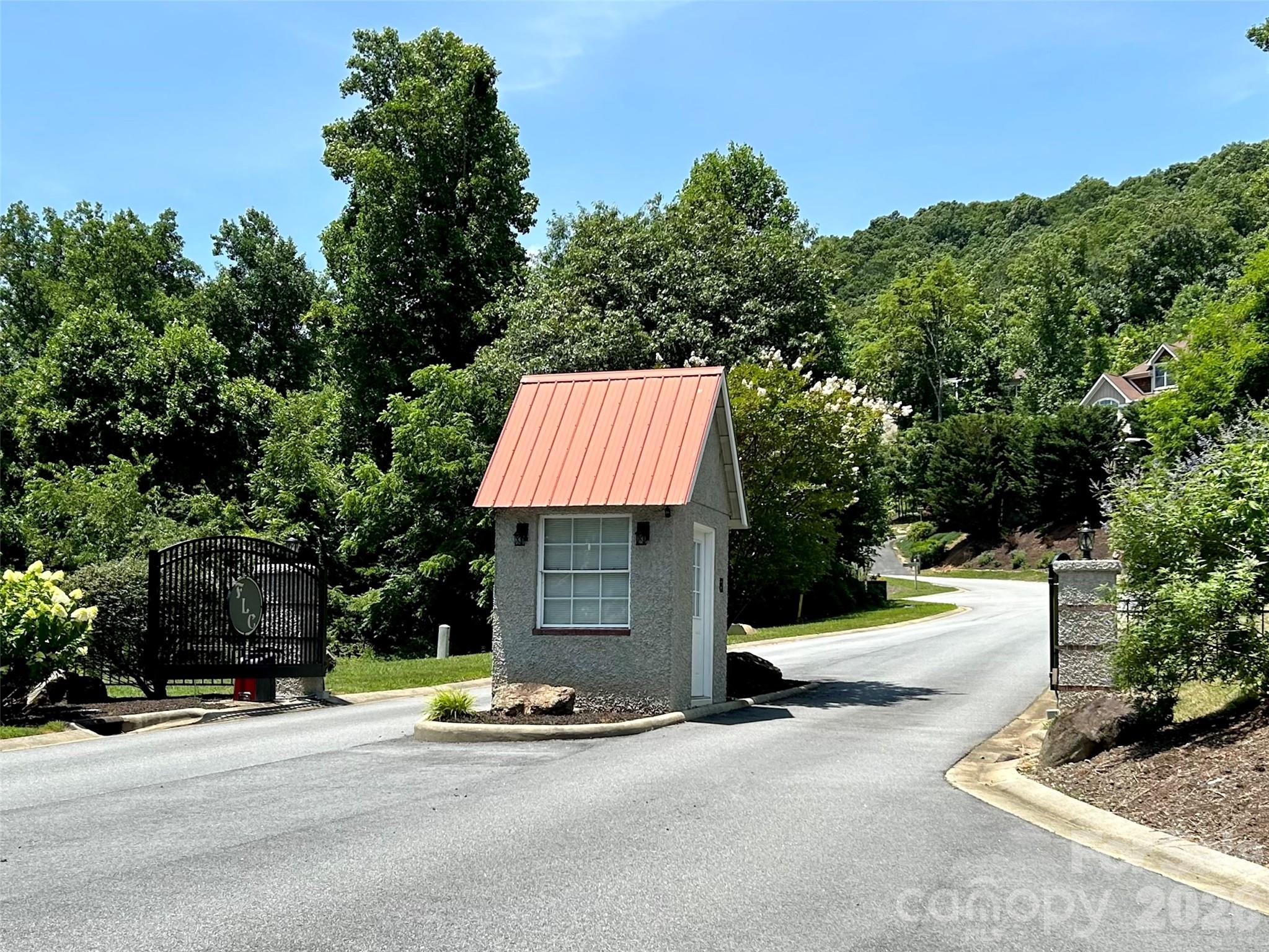 32 Camsyn Drive 20 & 18