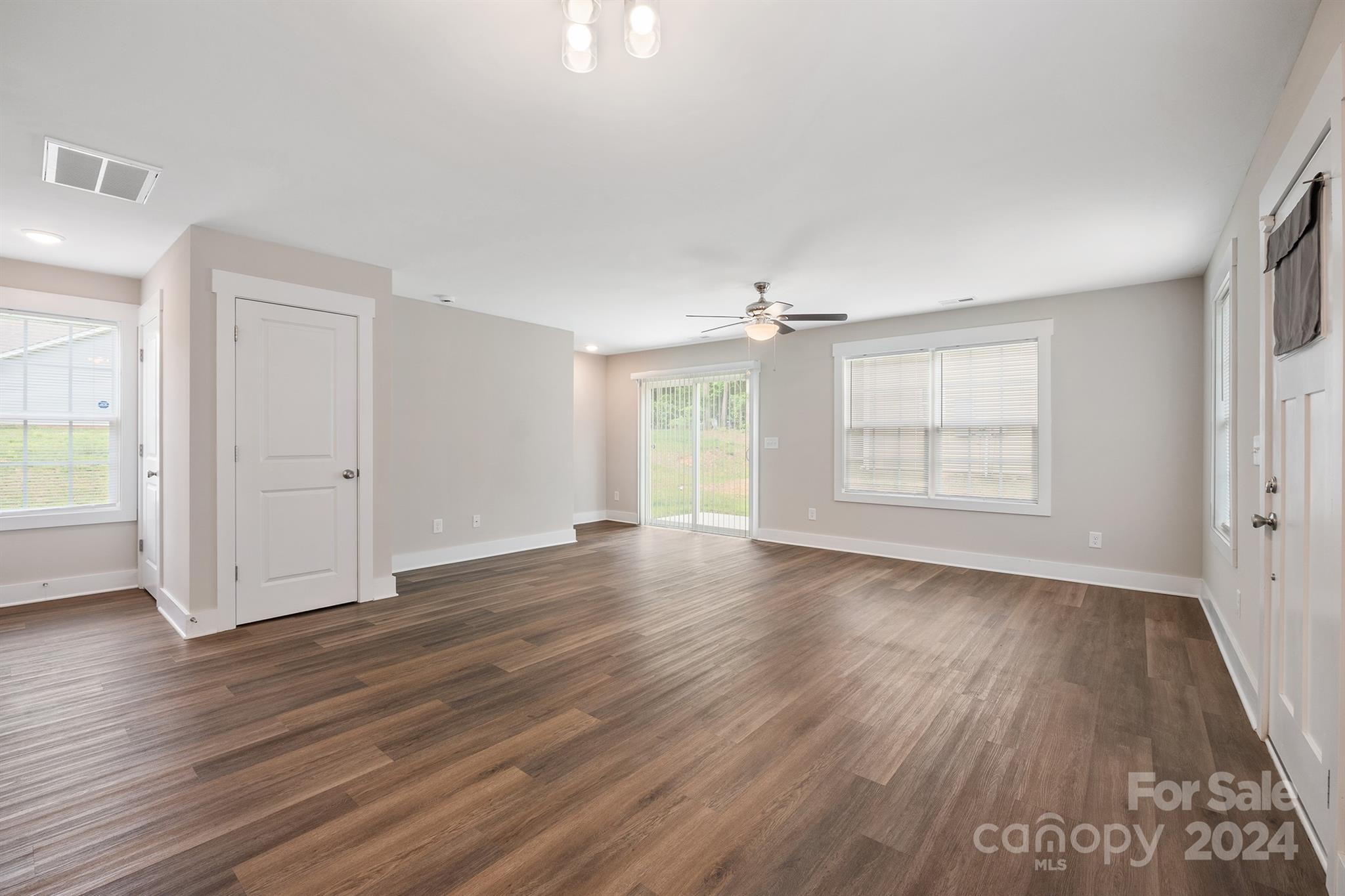 Crescent Vistas - Residential