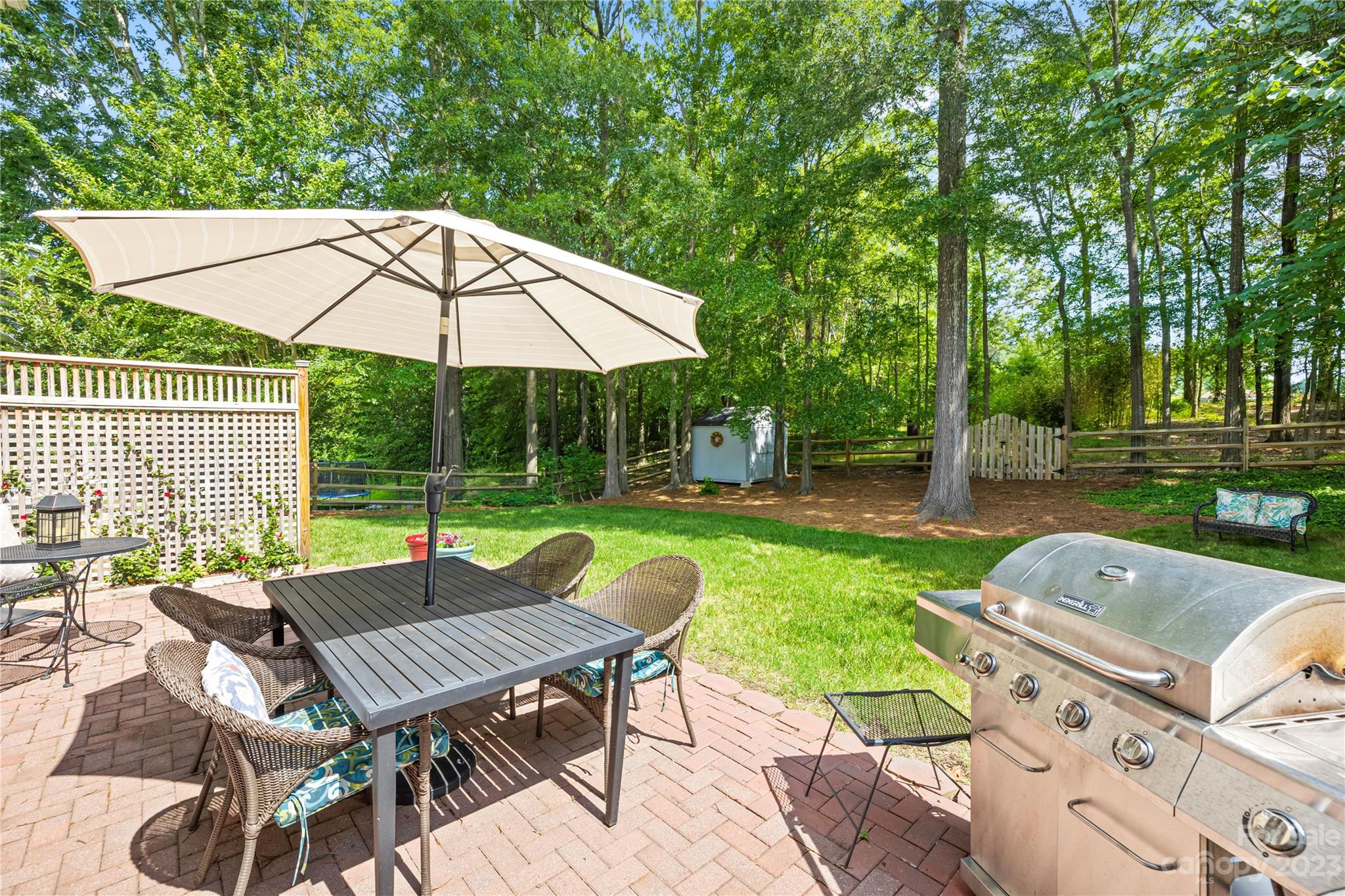 Curtis Pond - Residential