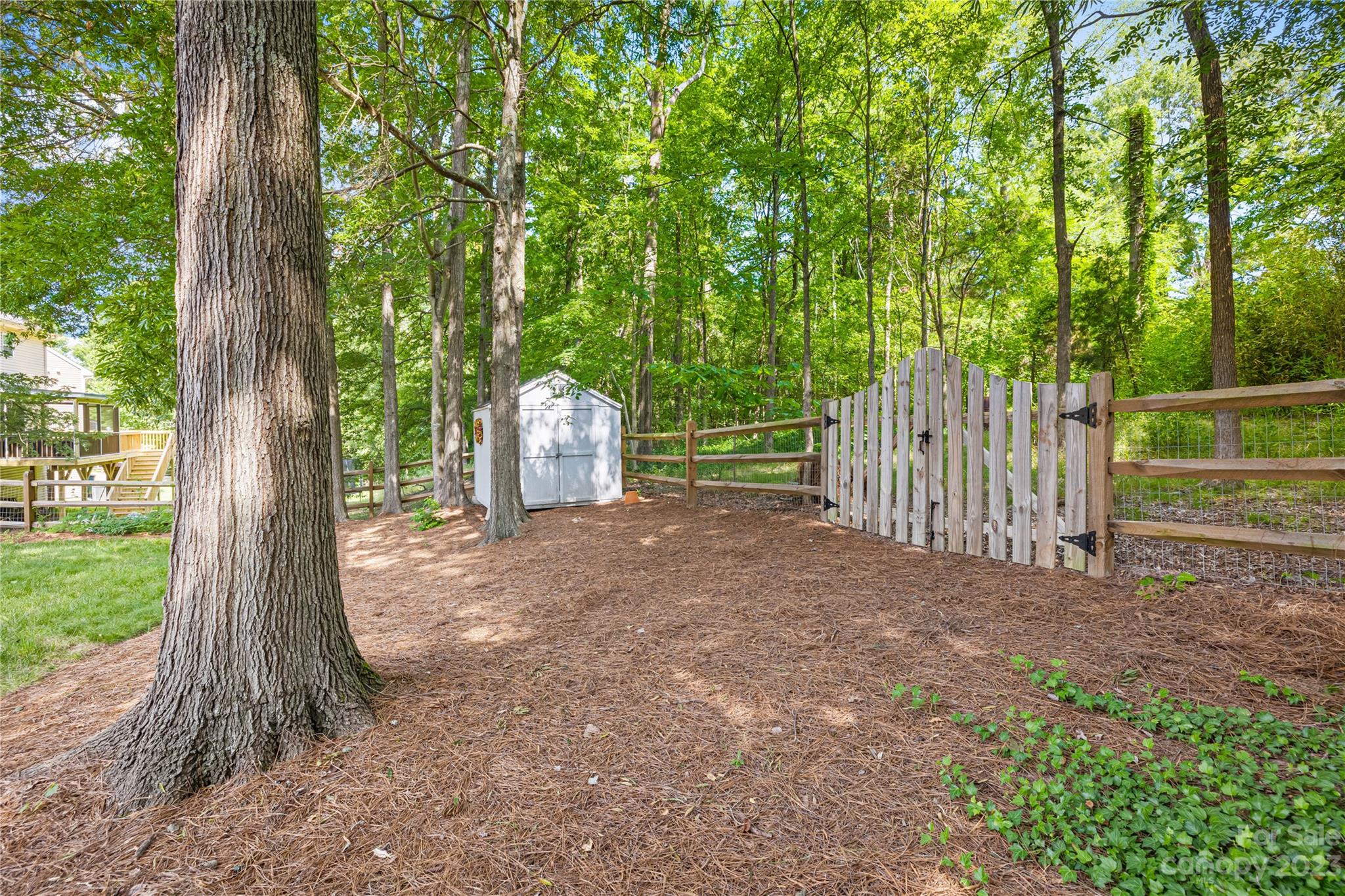 Curtis Pond - Residential