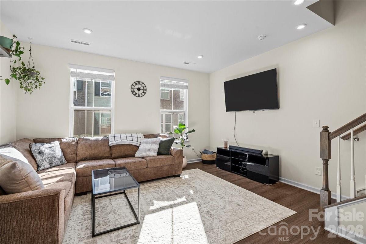 Freeland Townes at LoSo - Residential