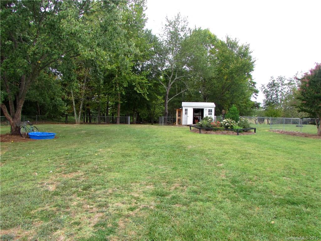 Quail Lakes - Residential