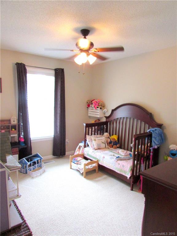 Quail Lakes - Residential