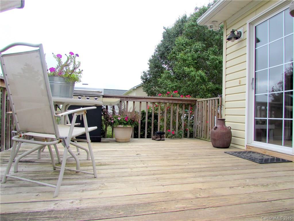 Quail Lakes - Residential