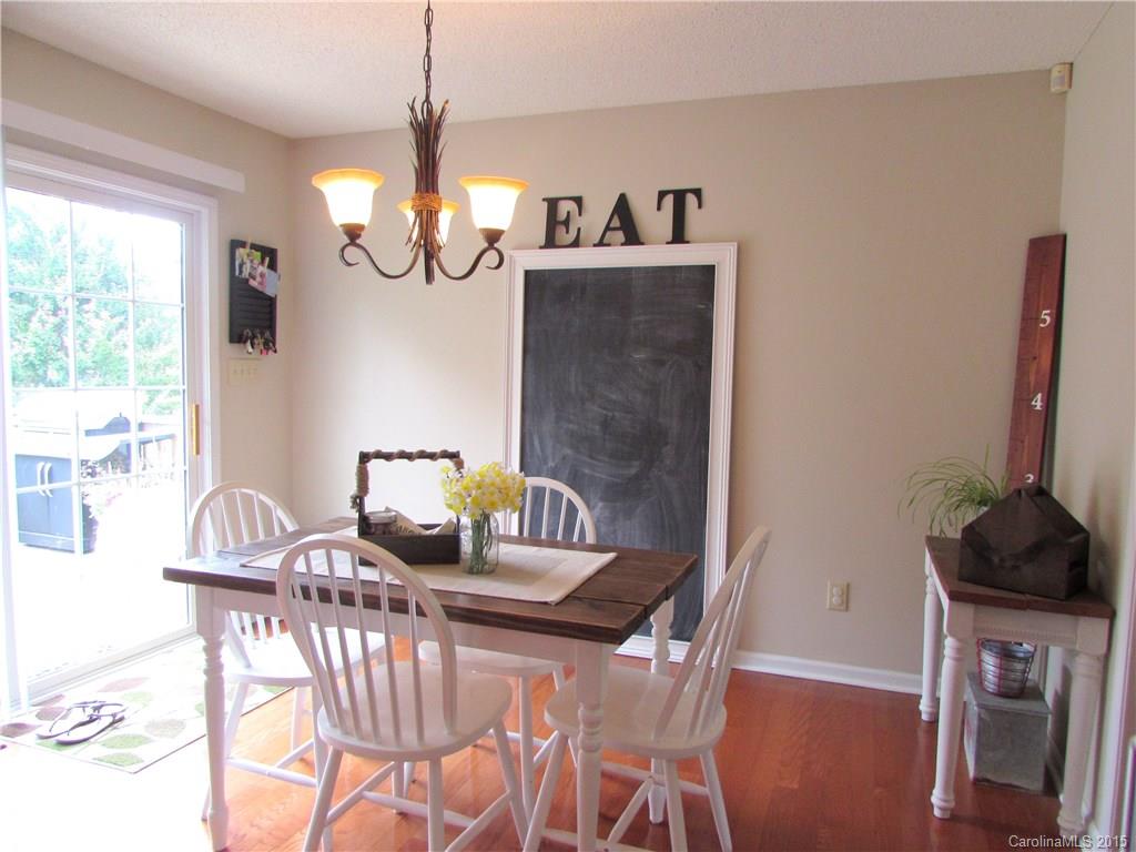 Quail Lakes - Residential