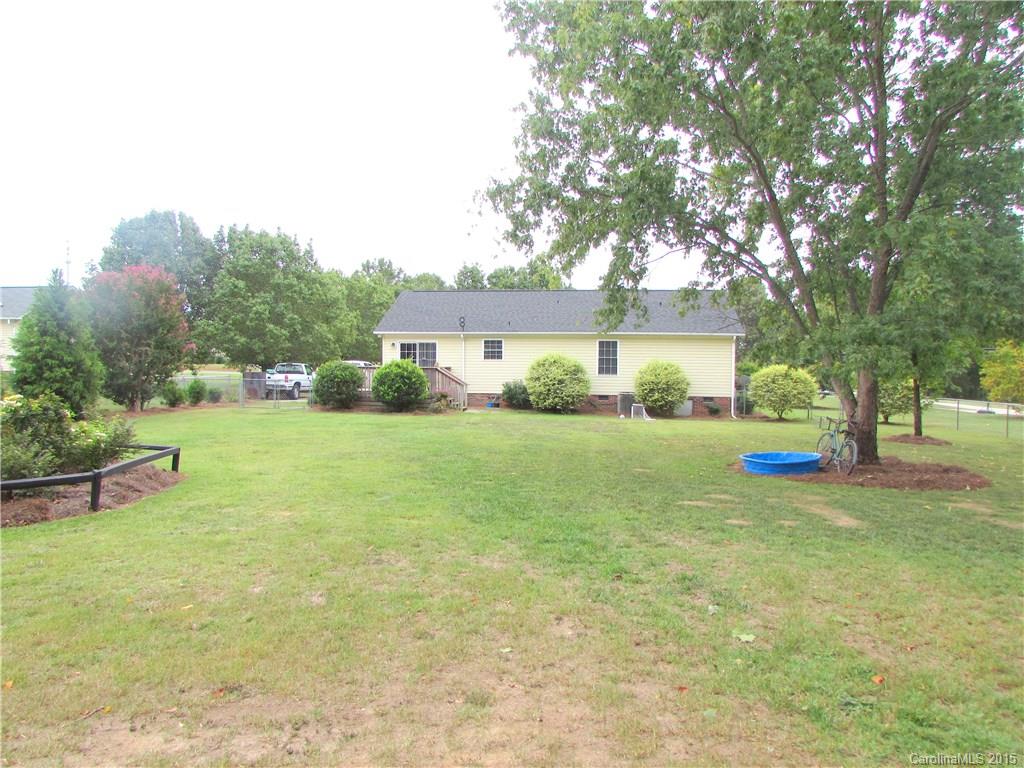 Quail Lakes - Residential