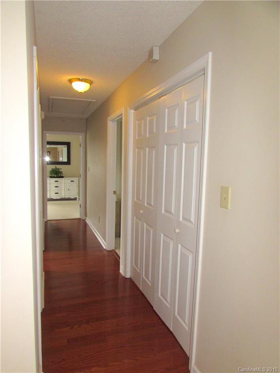 Quail Lakes - Residential