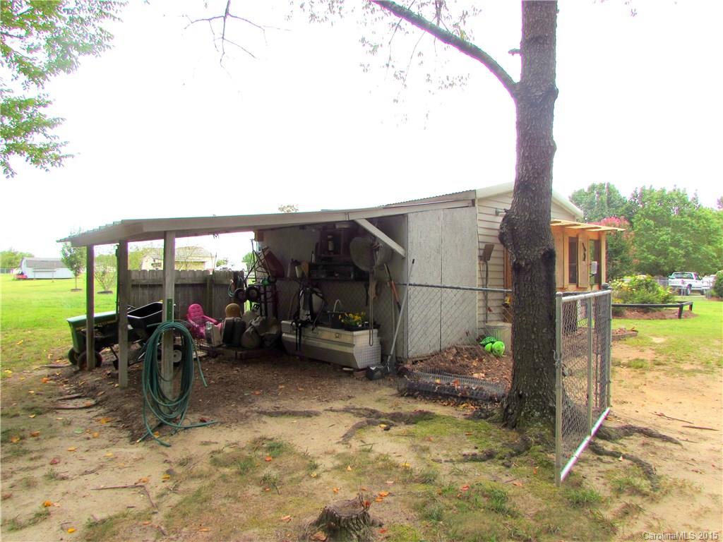 Quail Lakes - Residential