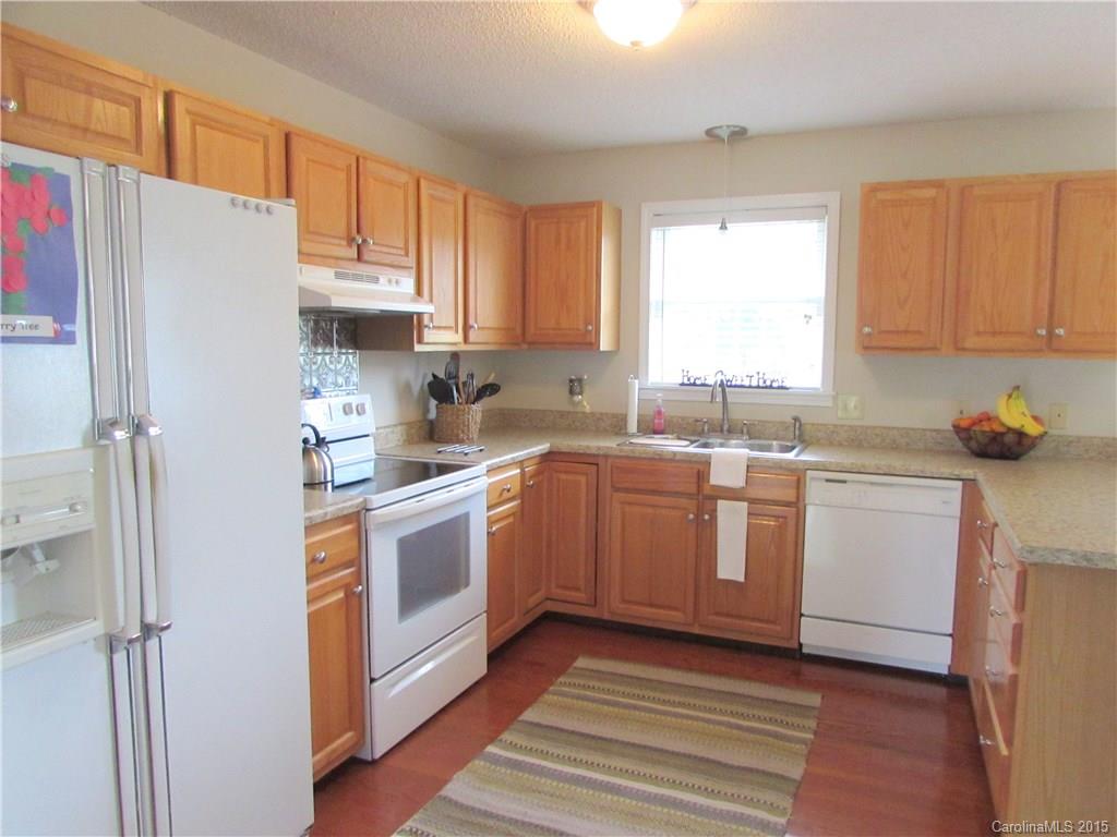 Quail Lakes - Residential