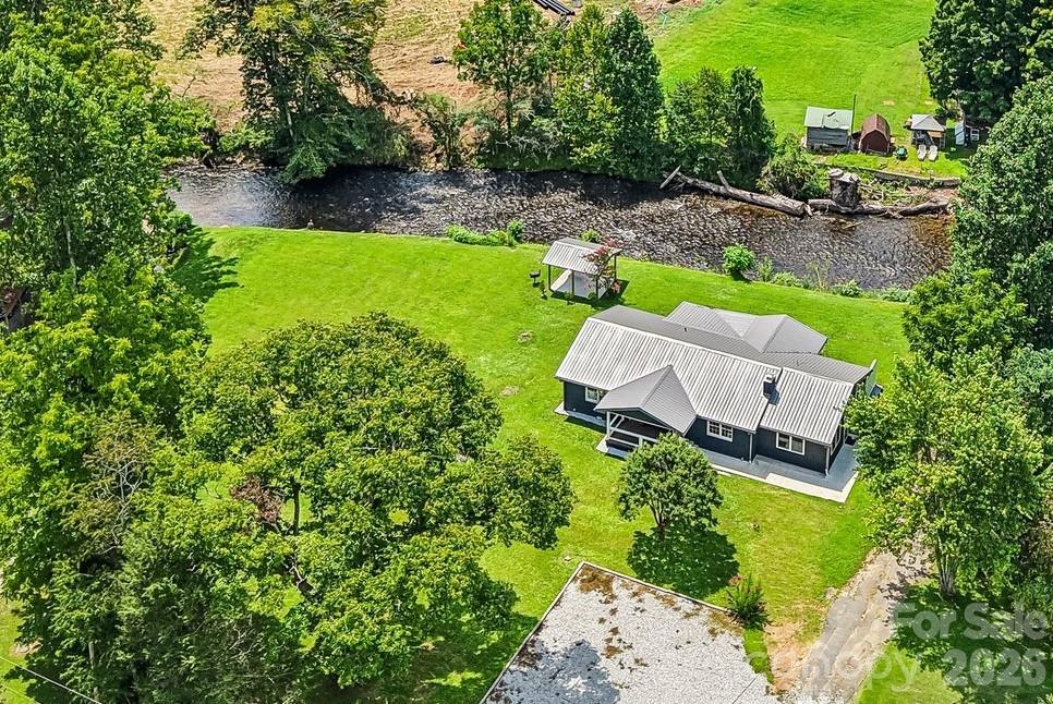 241 E Deep Creek Road
