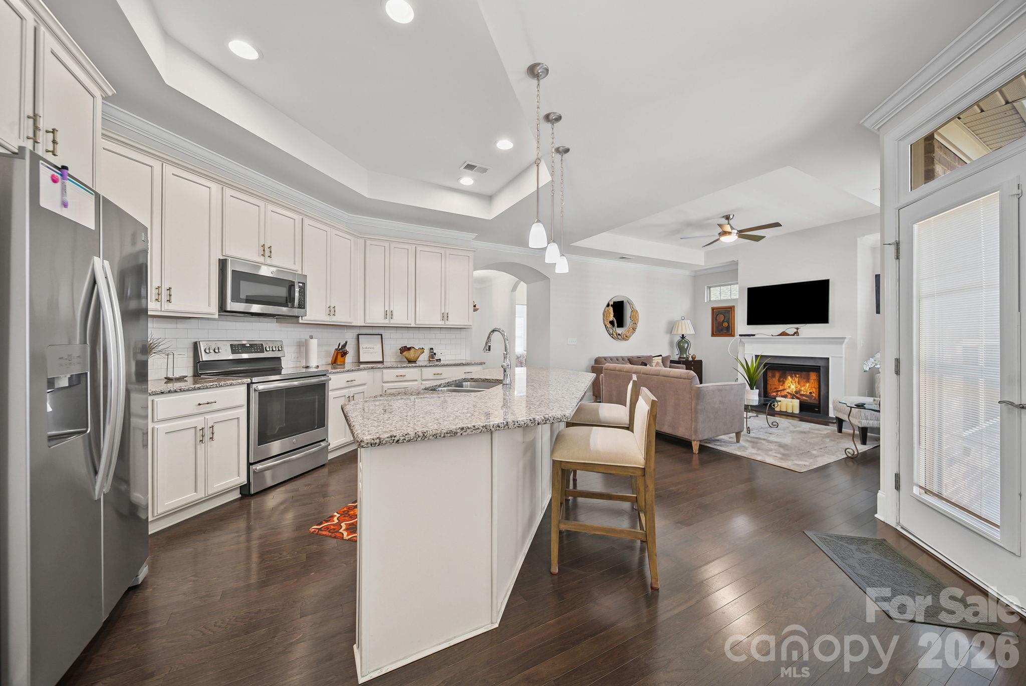 Courtyards At Harrisburg - Residential