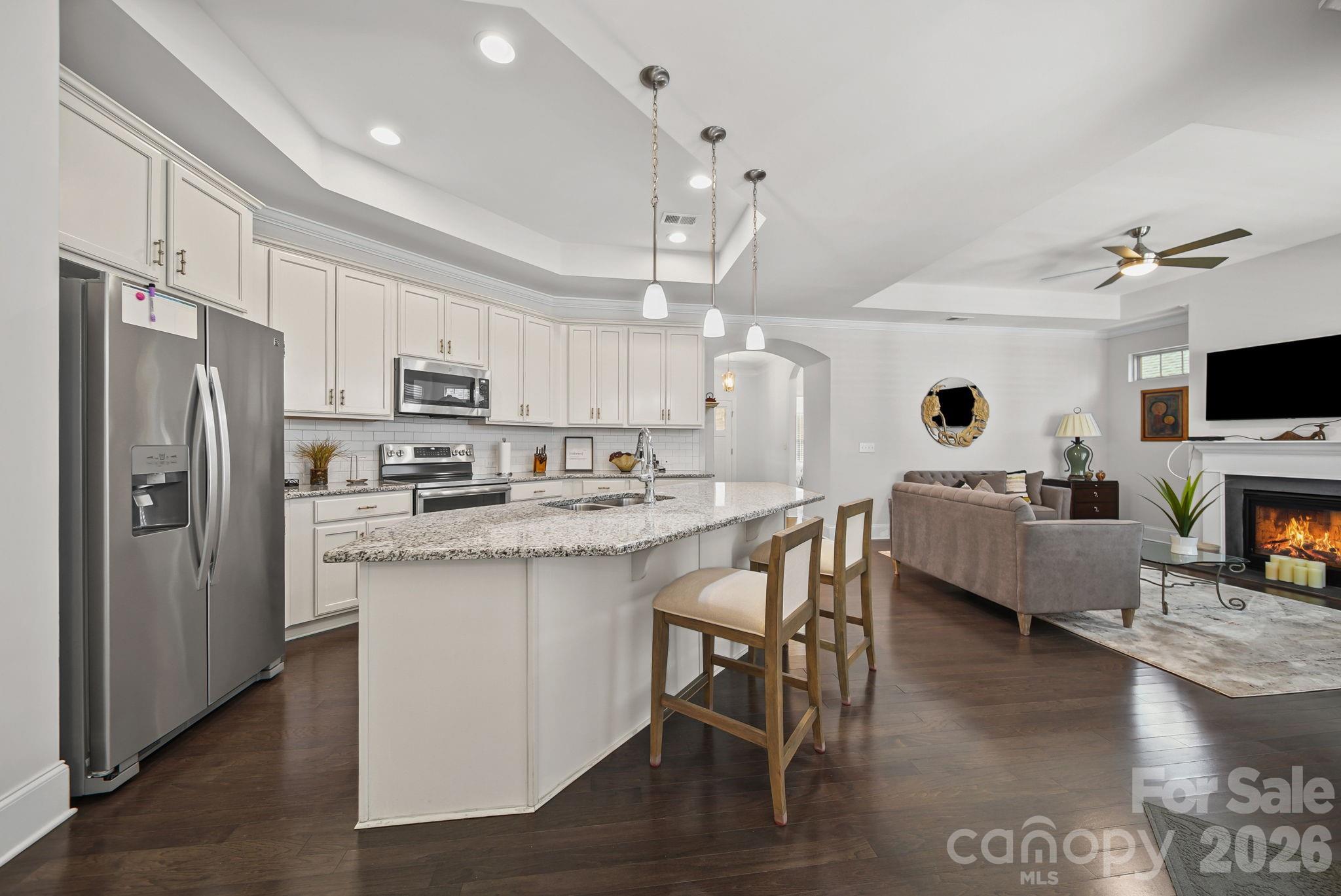 Courtyards At Harrisburg - Residential