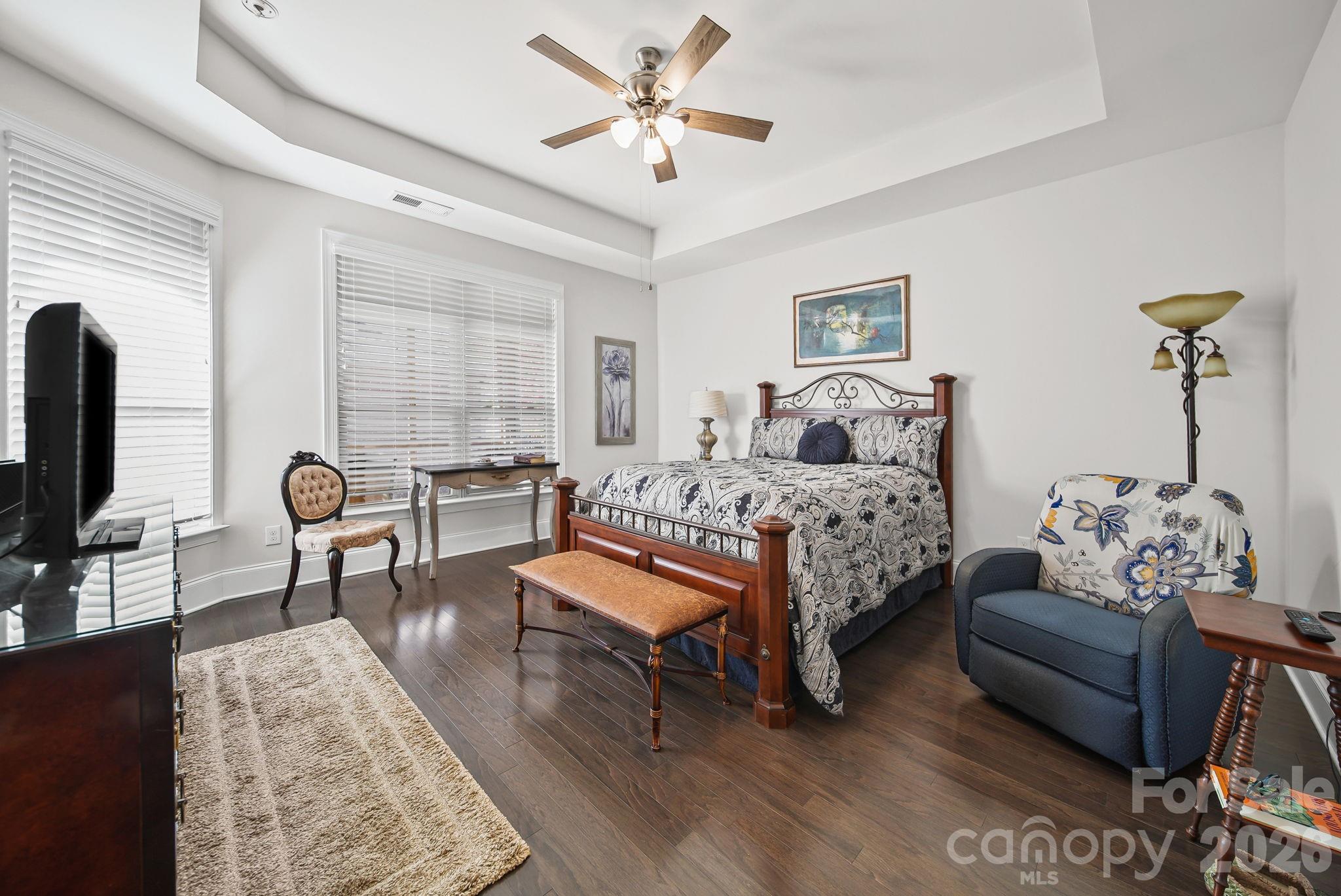 Courtyards At Harrisburg - Residential
