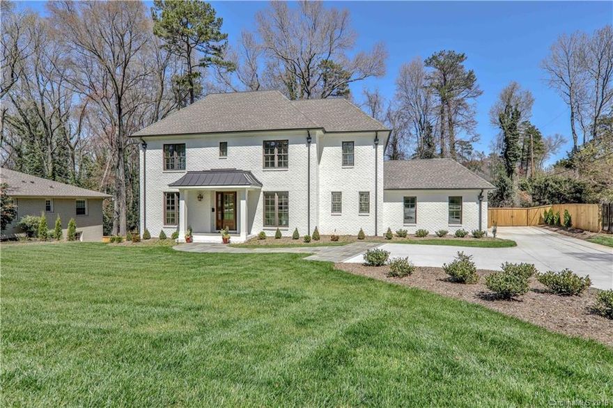 NEWLY PRICED!
NEWLY STAGED!
Another THR Design Build classic in Cotswold.  Huge lot, over 1/2 acre.  Large great room with fireplace open to chef's kitchen w/ Subzero and Wolf appliances.  Master suite on main.  Covered porch w/ fireplace.  4 bedroom suites and laundry up.  Attached 2-car garage.
Wonderful quiet little street that is a hidden gem in Cotswold.  You need to check it out.