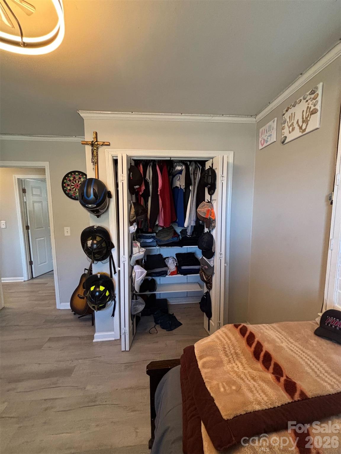 Walls Heights - Residential