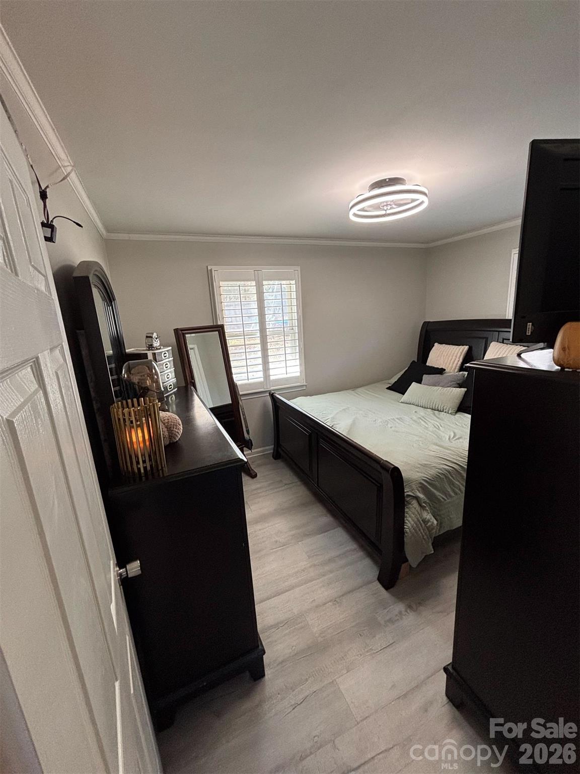 Walls Heights - Residential