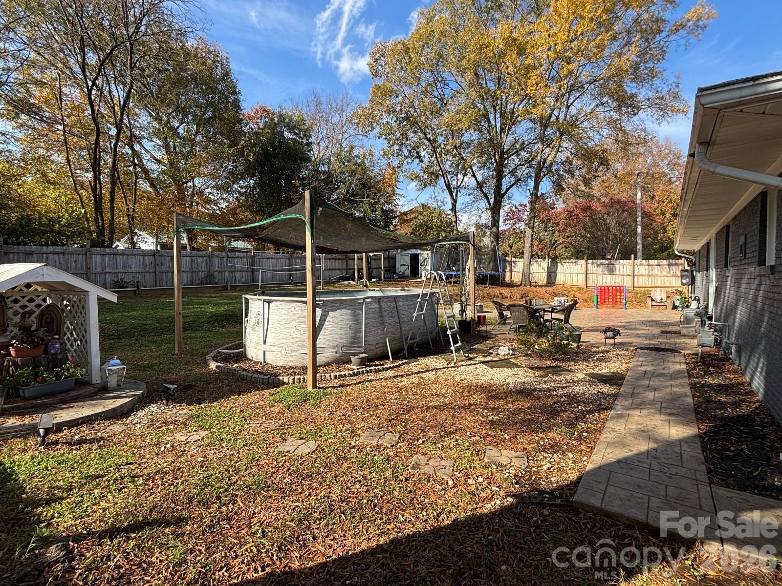 Walls Heights - Residential